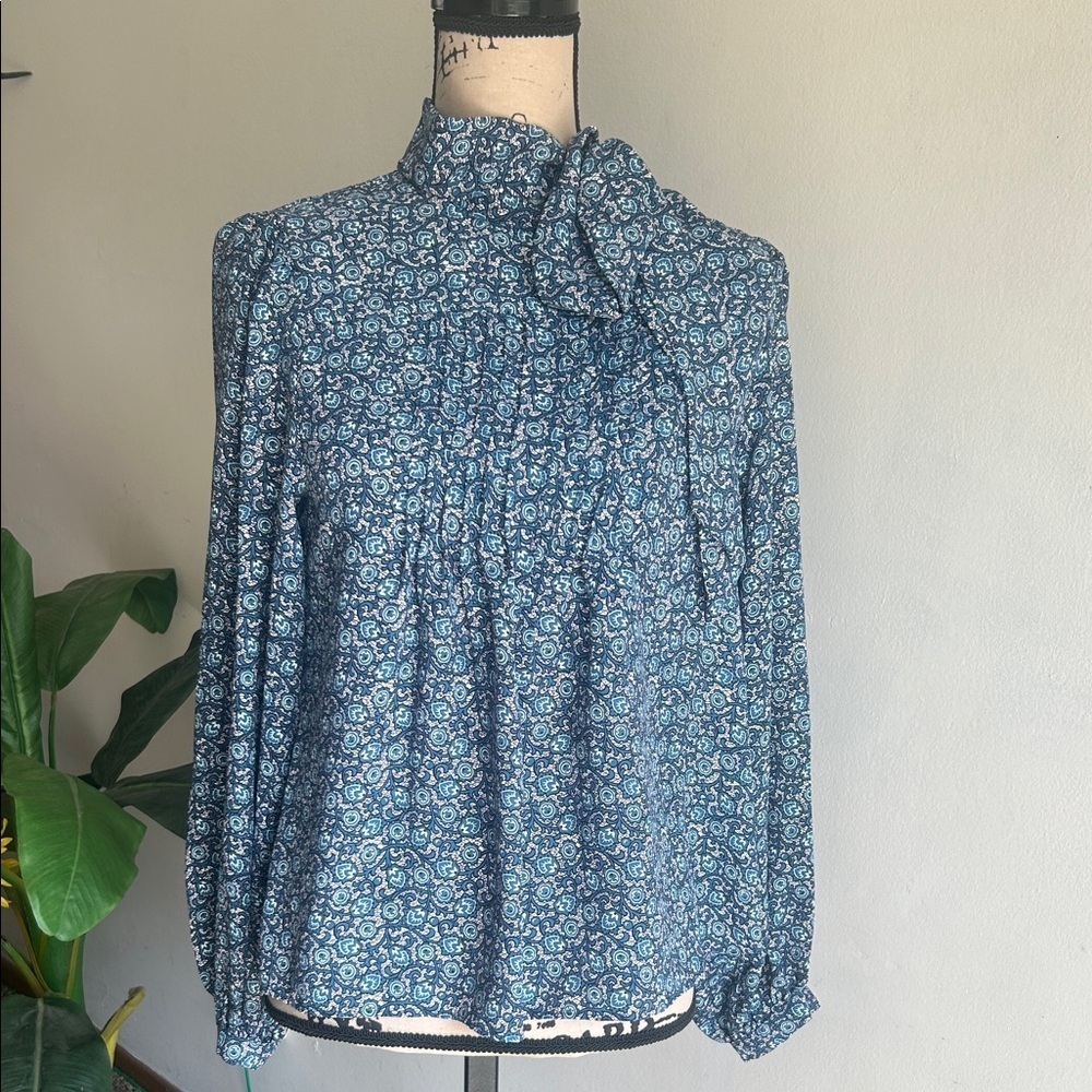 1. State Cloud Dancer Folklore Blue Blouse Size Small NWT - Picture 3 of 12